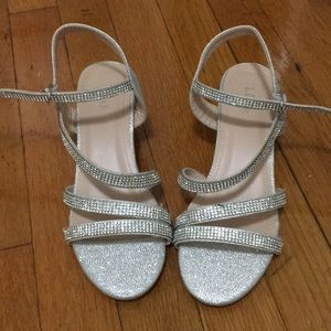 Kids dress shoes. Size 3